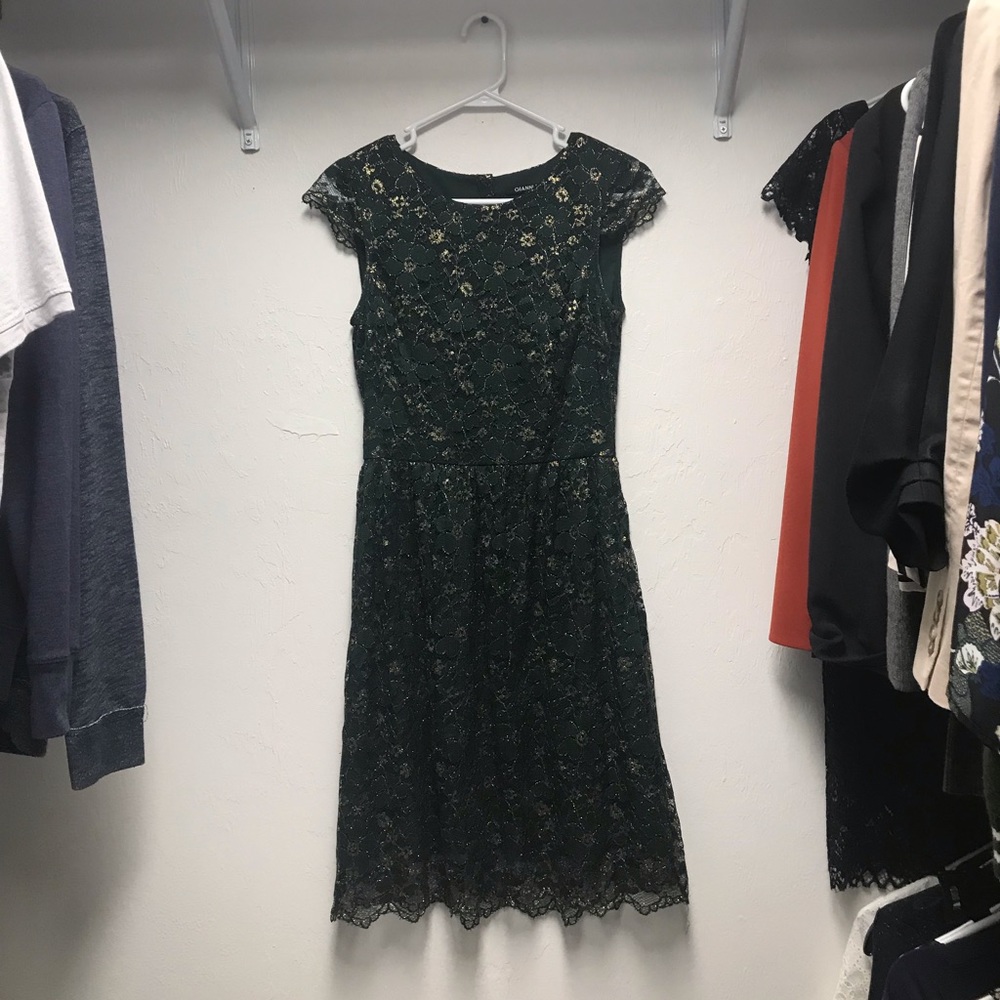 Gianni Bini Cap Sleeve Dress - Picture 2 of 6